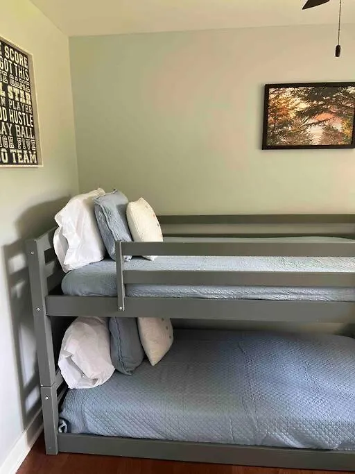 Holiday home Newly Renovated Rancher With Yard And Garage! Furnished! Villa Williamsburg United States