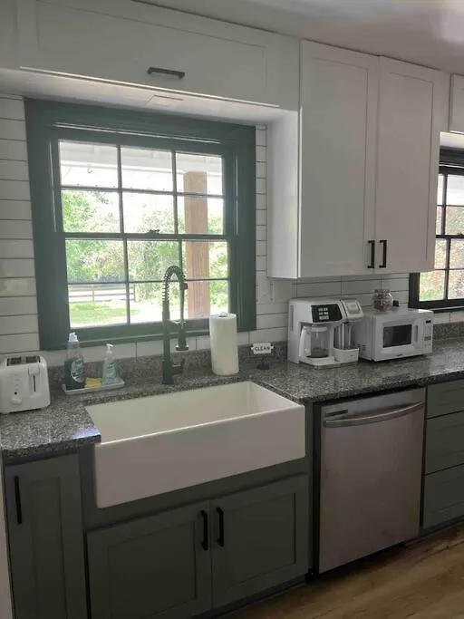 Holiday home Newly Renovated Rancher With Yard And Garage! Furnished! Villa Williamsburg